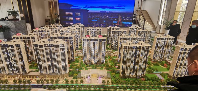 品质小区！1室2厅1卫70m2全明户型，朝向采光好。