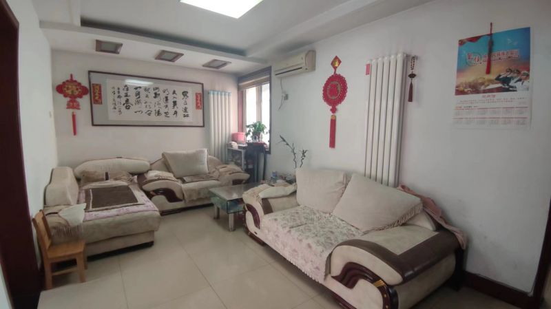 品质小区！3室1厅1卫82m2，拎包入驻，随时看房。