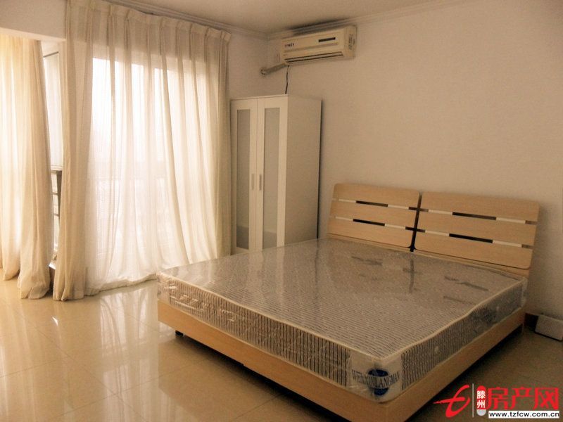稀缺的多层住宅，吉房转让，拎包入?。?>
                    <s class=