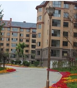 学区房，交通方便，费用低