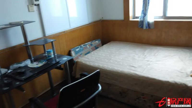 春秋阁南区精装修四居室招租，家电齐全、拎包即住