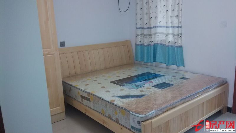拎包即住，家具齐全。有钥匙，人和蓝湾