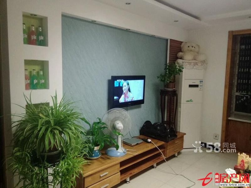 香格里拉，精装修，供暖，全套家具家电，拎包即住