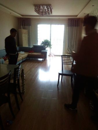 优品天地精装修，环境优雅，有团购合同，可更名。