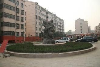 新兴南区（学区房），设施齐全，拎包即住