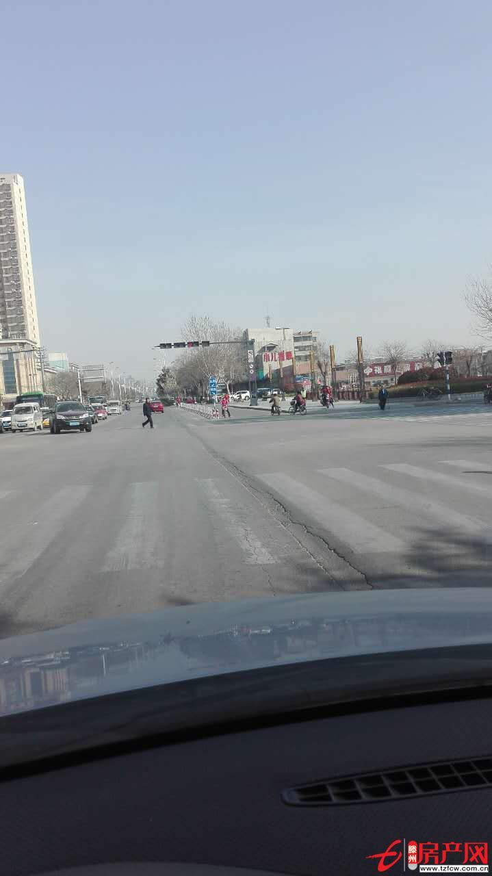 屋位于善国北路东侧，小清河北岸，