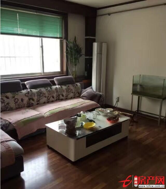 出售学区房一套，性价比绝对高