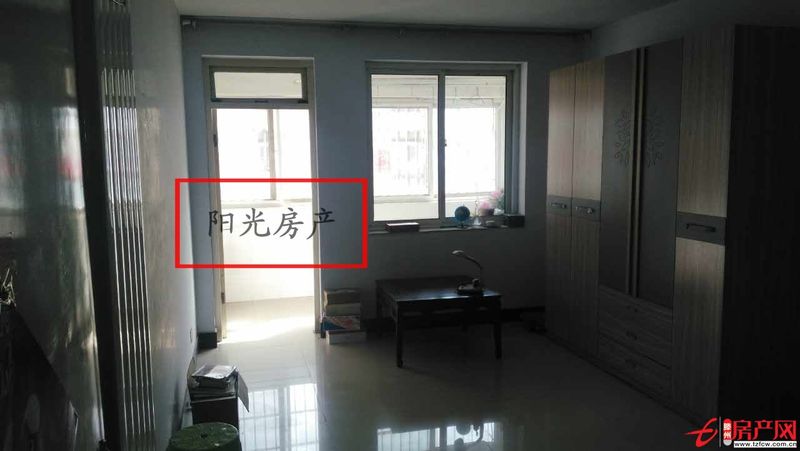 学区房苹果园小区位置佳楼层好。