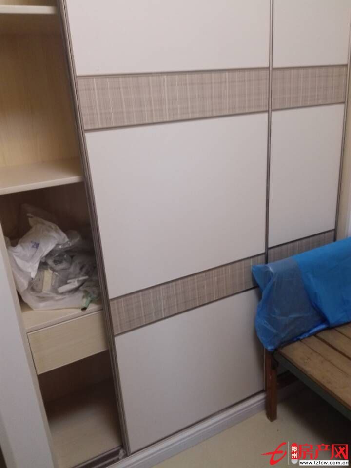 人和蓝湾优质单身公寓，新装修，拎包即住，首次出租，价格便宜