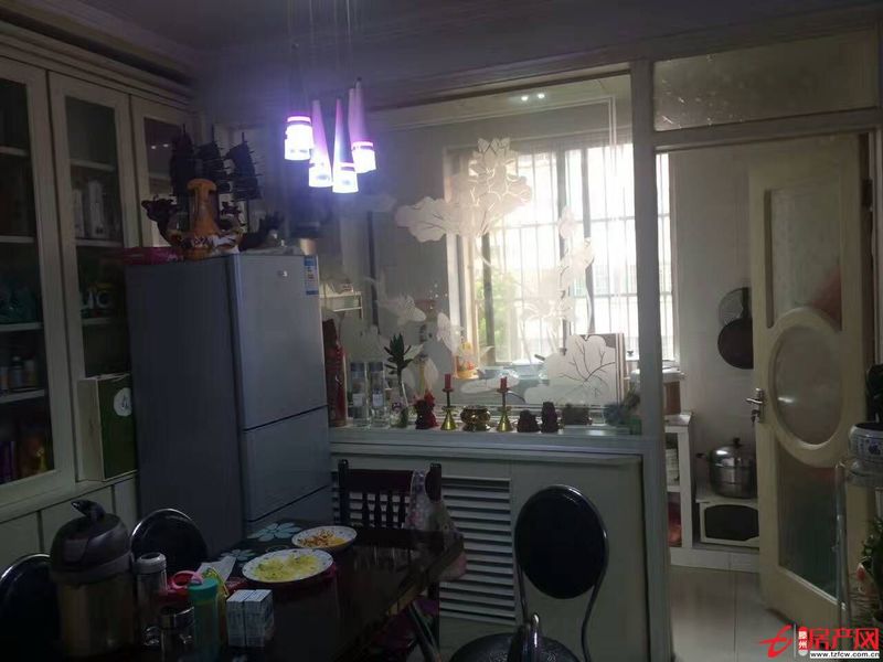 德馨花园全明户型，滕南学区房，多层支持贷款，精装修