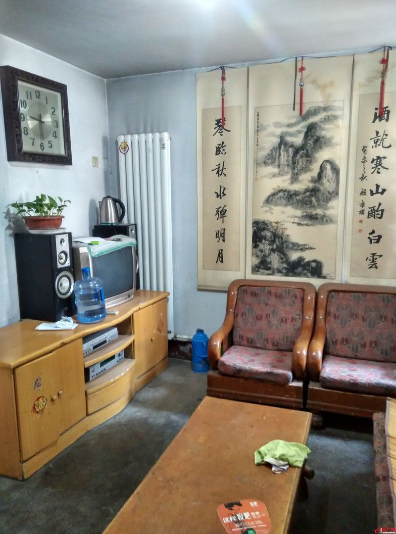 学区房，老一中西，水电暖全，拎包即住，最佳楼层，南北通透