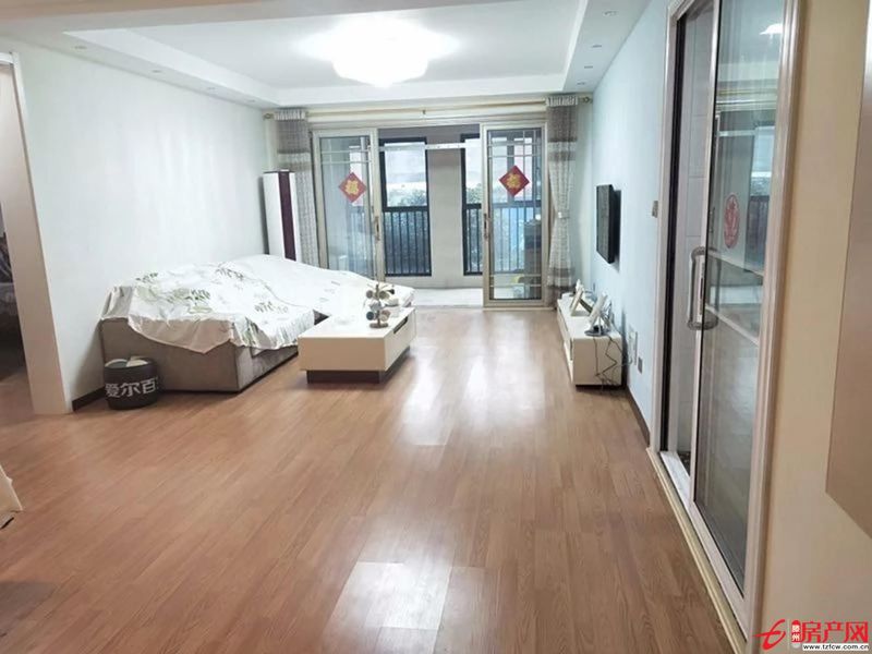缇香郡大2室大2厅精装修，新房未住拎包入住