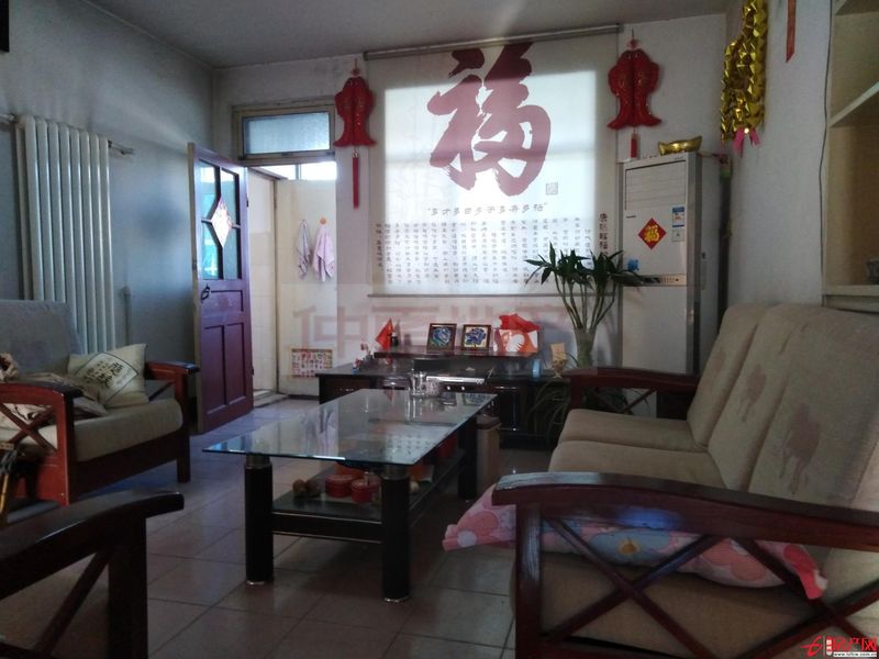 春秋阁大四室，紧邻学校，赠送地下室，价格可议！