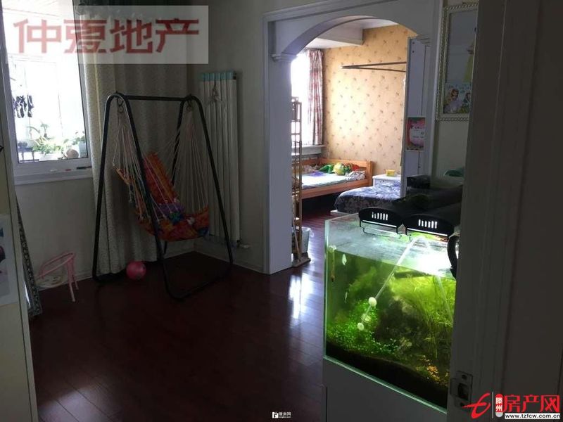 北辛正宗学区房  滕阳丽都3楼带车位！?。?！