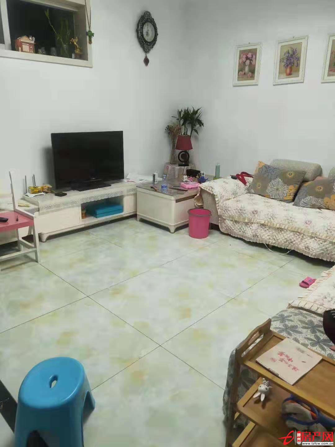 玫瑰园 两室两厅精装修 家具家电基本齐全，拎包入住