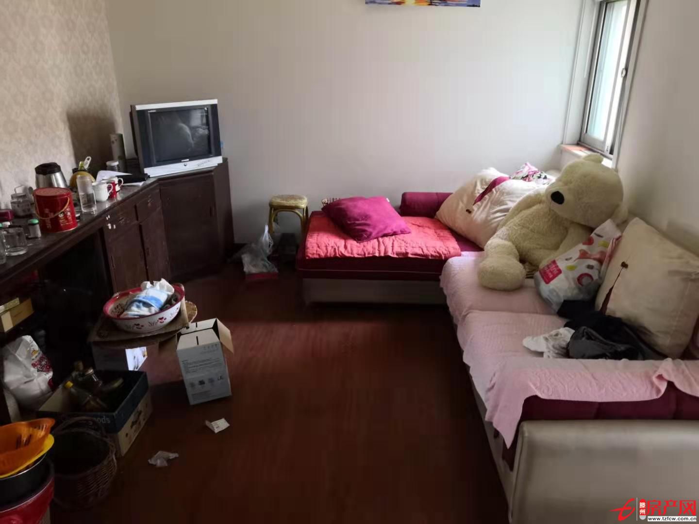 学区房，生活方便，部分家具，领包可住
