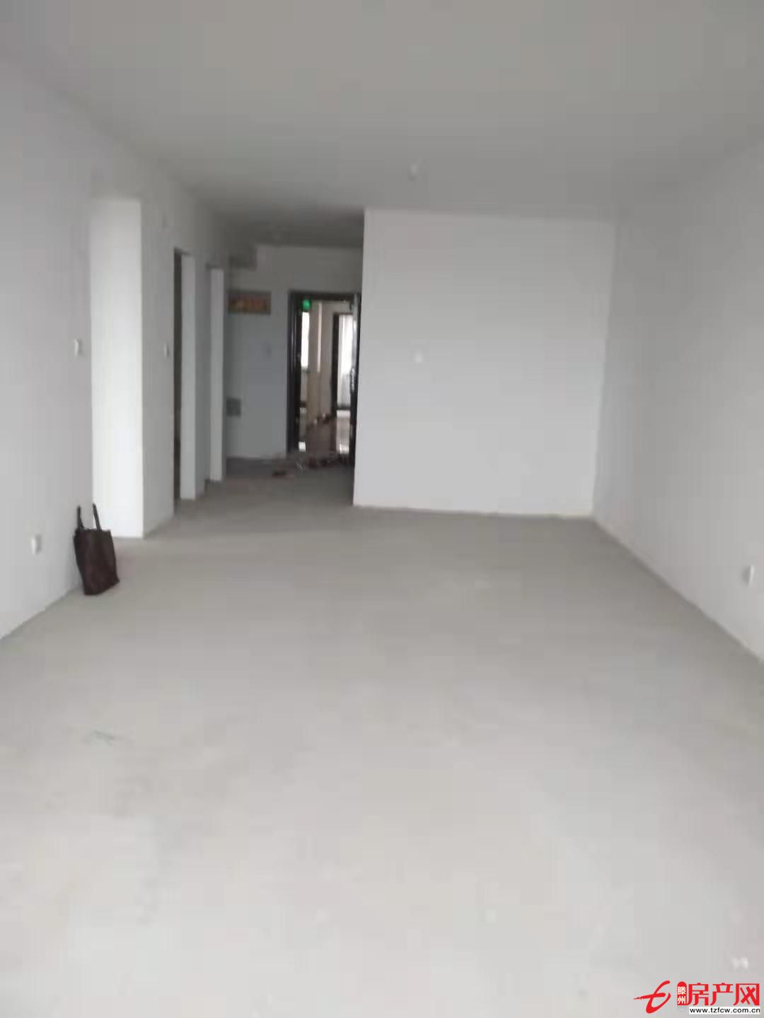 金河湾河景房，靠近荆河公园，实验小学学区