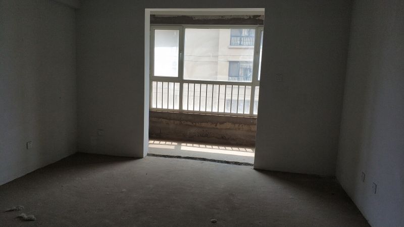 学区房，户型好，楼层佳，居住环境内外优美