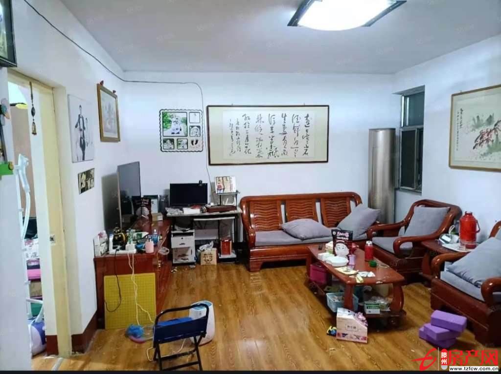 信达小区多层四楼，户型好，证满五年，可以贷款